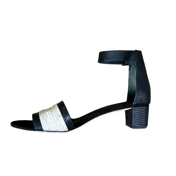 Vince Snake Print Stripe Low Heel Ankle Strap Sandal Size 8.5 - Picture 4 of 11